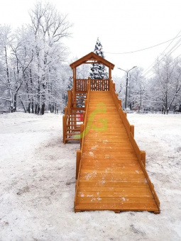 Зимняя деревянная горка "IgraGrad Snow Fox (Домик)", скат 10 м